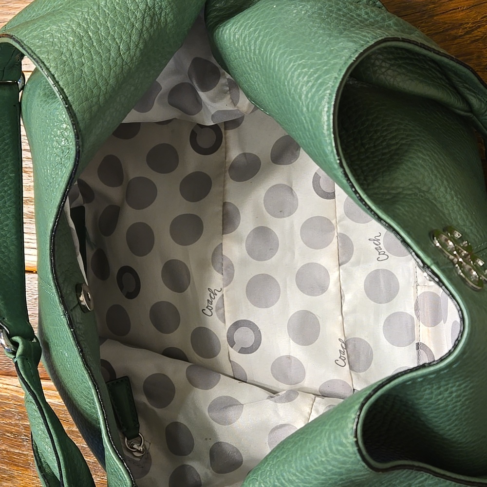 Coach Vintage "Julia" Green Pebble Leather Hobo Bag RARE - Picture 7 of 10